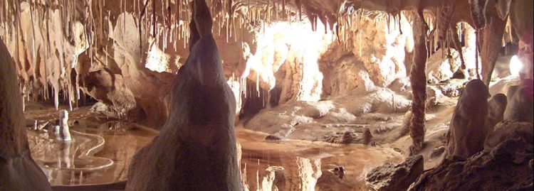 Grotte de Thouzon