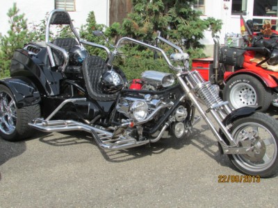 Trike noir porte ouverte Boom