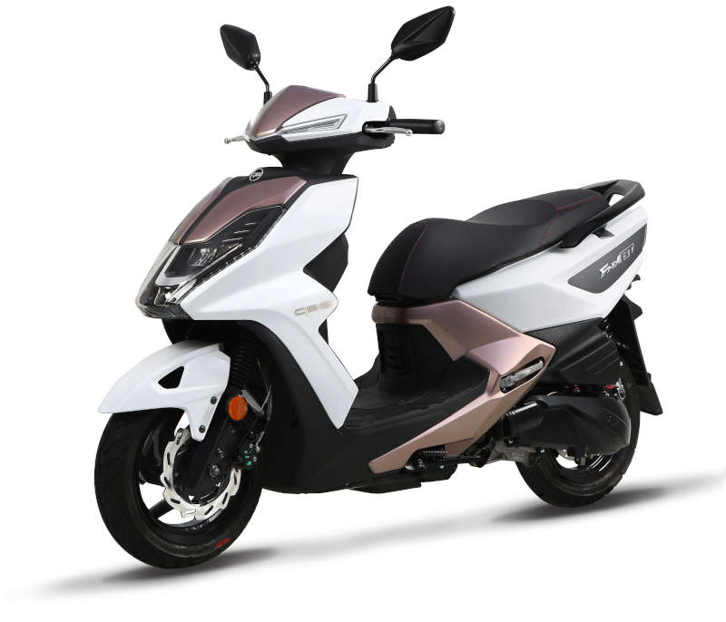 Scooter 125 - location auto clermont