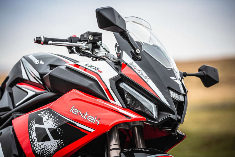 moto lxr 125 rouge