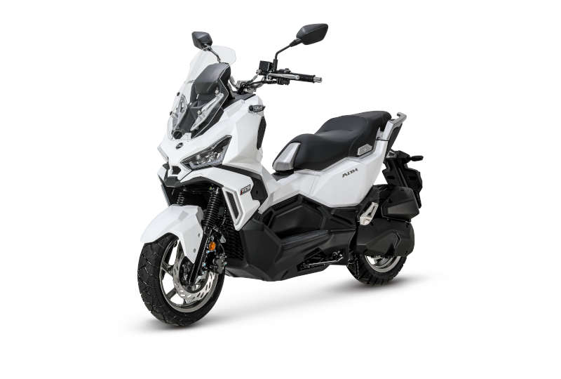 scooter 125 blanc sym